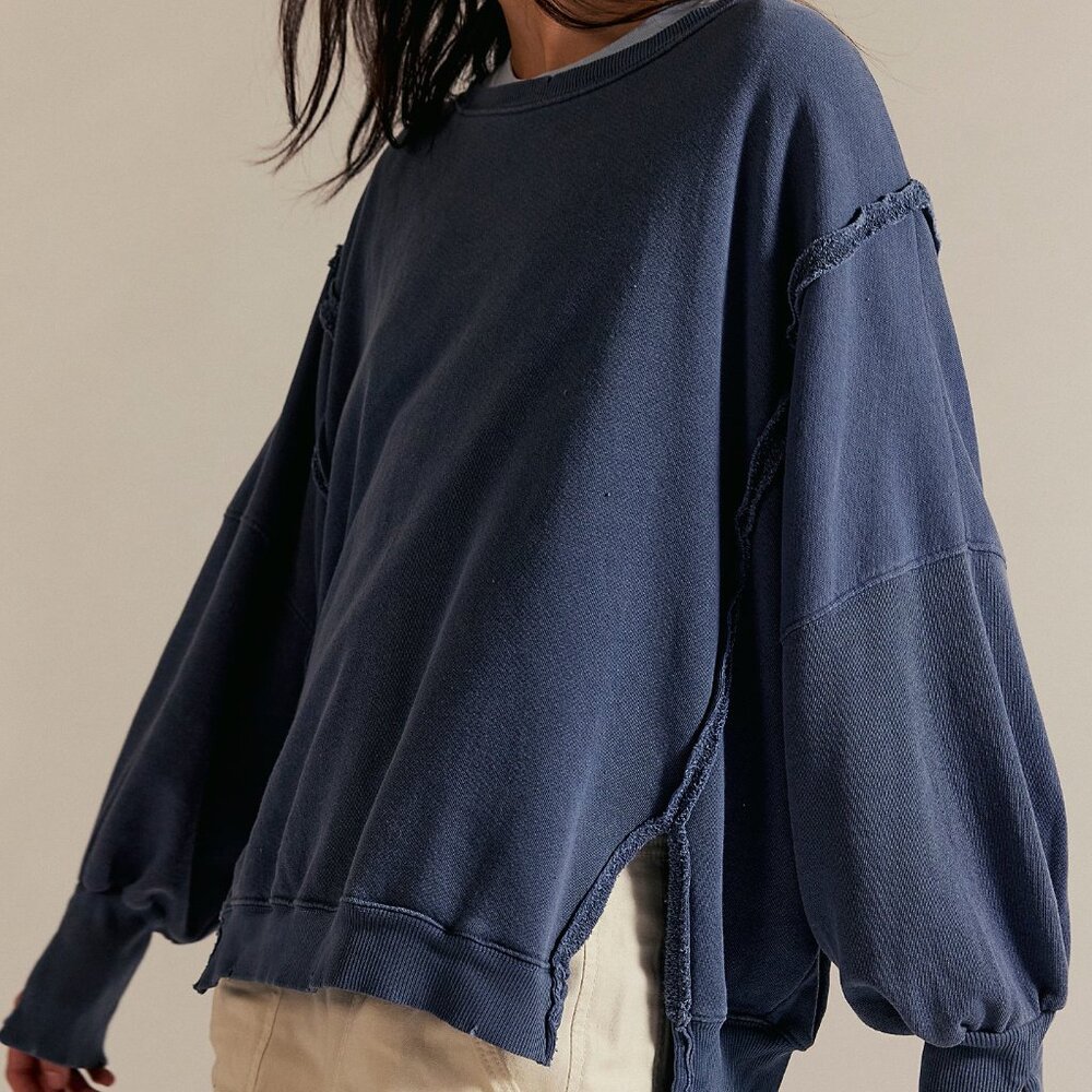 We The Free Camden Navy Oversized NWOT Size XS - Picture 4 of 9